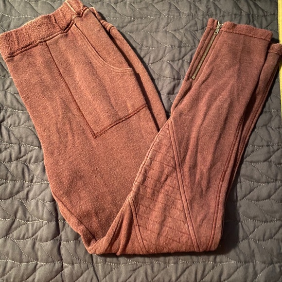 🌺BOGO🌺 FP Intimately Sweat Pant (fuchsia) - Picture 3 of 9